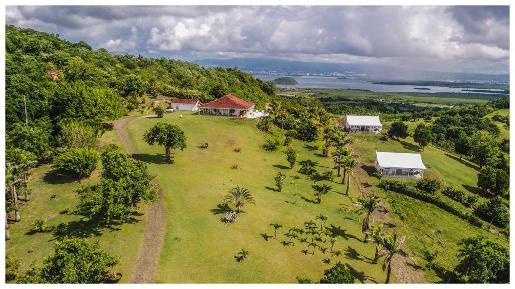 Villa 1 De Standing 80M2 Avec Piscine Et Vue Imprenable Sur La Mer Et Sur La Campagne Riviere-Salee Exteriér fotografie